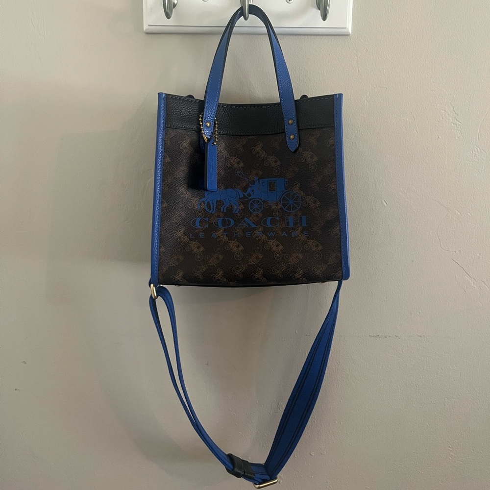 Coach Field Tote 22